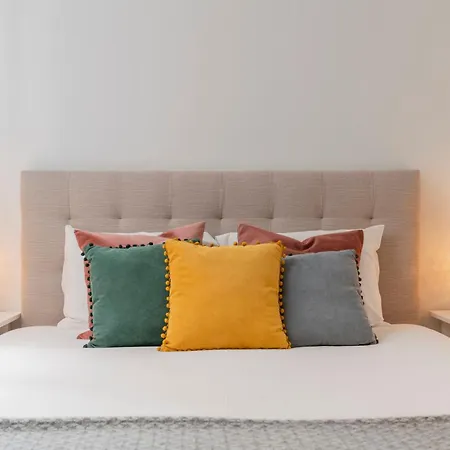 Casa Branca Vi By An Island Funchal (Madeira)